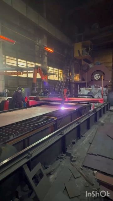 Плазма против стали: битва стихий, управляемая человеком смотреть онлайн