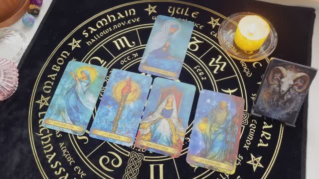 Овен. Таро прогноз на февраль 2026 года. Гадание онлайн смотреть онлайн