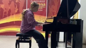 Э.Бурнам.Кружащиеся листья.Маурина Дарья