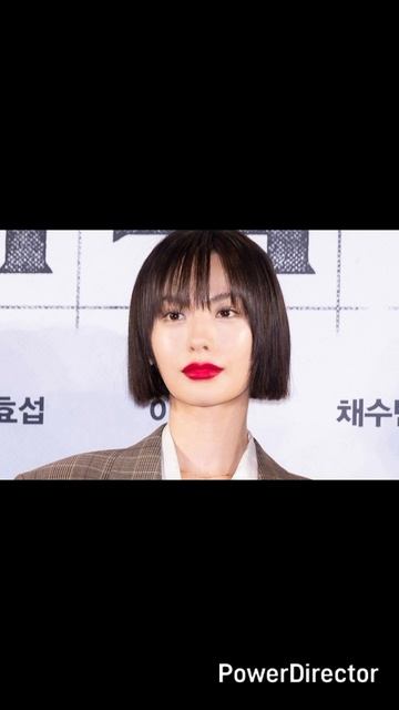 Полиция сняла обвинения, выдвинутые злоумышленником против Наны. смотреть онлайн