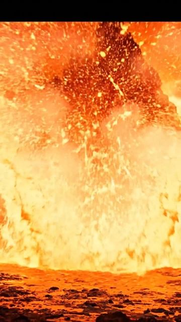 Она Нырнула В Лаву... и Вышла Оттуда красивой смотреть онлайн