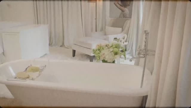 Miranda Kerr's Luxurious Bathroom Tour