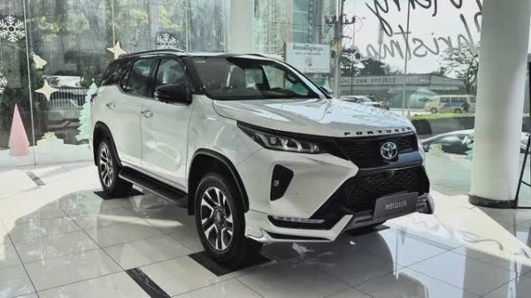 Toyota Fortuner 2026 - Интерьер и Экстерьер