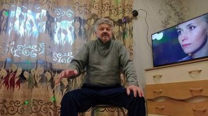 С благодарностью к зрителям и медицинскому персоналу.