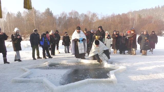 В ТУЛУНЕ ВСТРЕТИЛИ ПРАЗДНИК КРЕЩЕНИЯ ГОСПОДНЯ смотреть онлайн