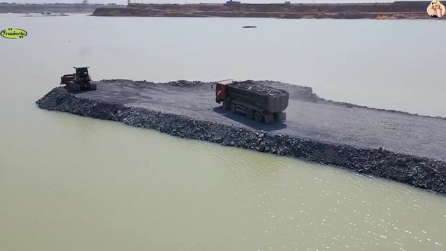 Строительство, дорога на озере, очередной обзор смотреть онлайн