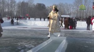 В день Крещения Господня праздничные богослужения прошли во всех церквях столицы Прибайкалья