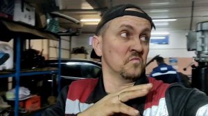 Volvo S60 2,5. Снятие АКПП и отправили на ремонт в сервис. После ремонта обратно установка . 1 часть