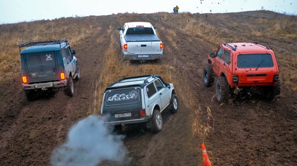 ДРАГ В ГОРУ! ТУРБО НИВА против TOYOTA TUNDRA, УАЗ, JEEP