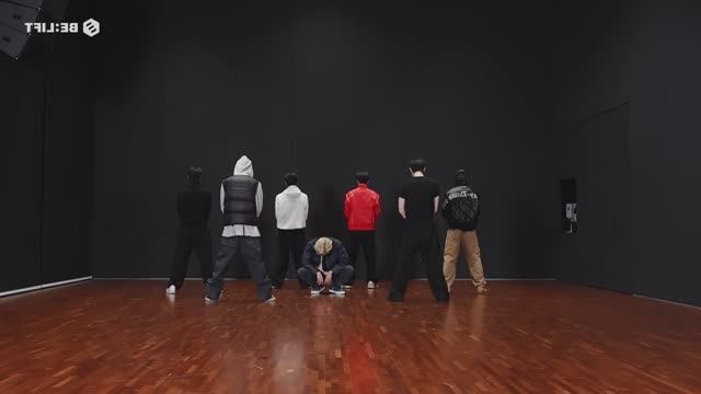ENHYPEN - Knife Dance Practice MIRRORED смотреть онлайн