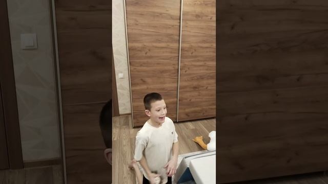 Когда твой брат издевается над мной 😂😂 смотреть онлайн