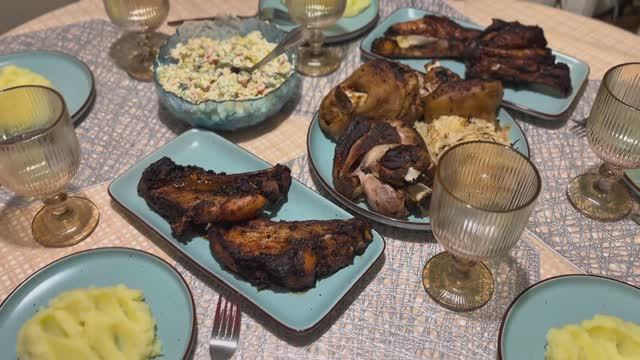 •Покупка с Озон •Готовлю вкусный ужин •Убрали ёлку •Новый влог