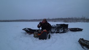 УСТРОИЛ СЕБЕ РЫБАЛКУ ДЛЯ ДУШИ! ЖЕРЛИЦЫ, ЗИМНЯЯ БЛЕСНА И БУТЕРБРОДЫ \ РЫБАЛКА НА ОЗЕРЕ В ГЛУХОЗИМЬЕ.