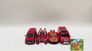 Коллекция из четырех красных деформированных автомобильных игрушек 2