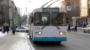 Троллейбус Екатеринбурга ЗиУ-682Г [Г00] борт. №316 маршрут 4 на остановке "Луначарского"