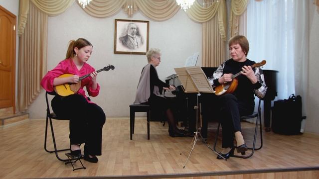 Дуэт Казарец Дарья и преподаватель Войцеховская Лариса Семёновна