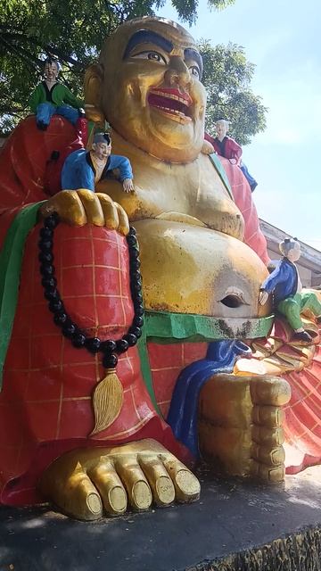 Храм, где Ад—ниже земли,а Рай выше облаков Где грехи становятся зримыми: путешествие сквозь Ад и Рай