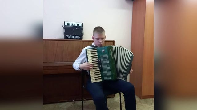 Как под яблонькой