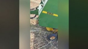 Джон Дир 550 | ПРОСТАЯ комплектация | КАМЫШ прессует