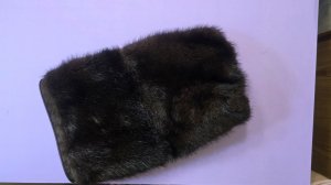 Замена резинки в рукавах норковой шубы .