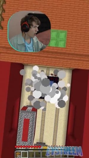 Пов  Ты Играешь в Subway Surf в Minecraft! 😂 #shorts #шортс #minecraft #майнкрафт #майн #прикол