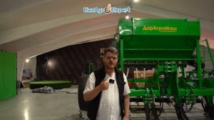 Глубокорыхлитель "Труженик" с бункером для внесения гранулированных удобрений удобрений. ДорАгроМаш.