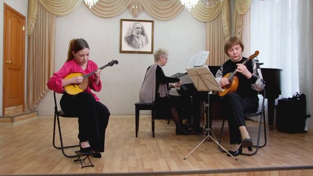 Дуэт Казарец Дарья и преподаватель Войцеховская Лариса Семёновна