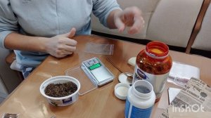 ФАСУЮ СЕМЕНА ЦВЕТОВ. НУЖНО ОТПРАВИТЬ.