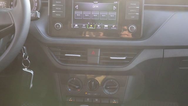 Škoda Rapid смотреть онлайн