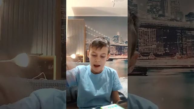 РАСПАКОВКА АЙФОНА 4С, ВЕРНУЛИСЬ В 2011?