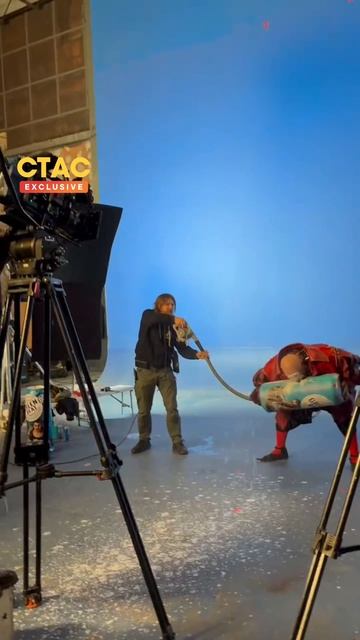 Барецкий порвал 20-ти литровую банку пиво!🔥🧯 смотреть онлайн