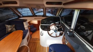 Тестирую моторную яхту Elling E4 В максимальной комплектации.