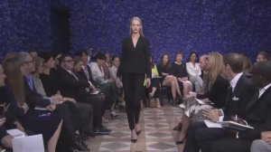 Показ женской коллекции Christian Dior осень-зима 2012-2013