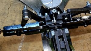 Разводной станок для разводки ленточных пил .