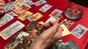 В чем причина охлаждения мужчины к вам? Гадание Таро