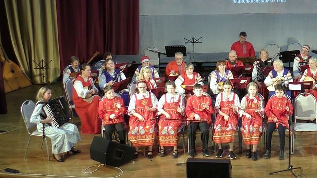 Парад оркестров Господин Великий Новгород 2025, ансамбль Не скучай смотреть онлайн