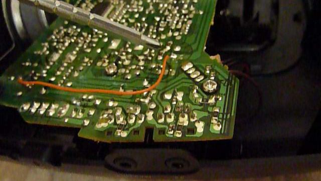 PHILIPS AZ3831/51- не работает экран