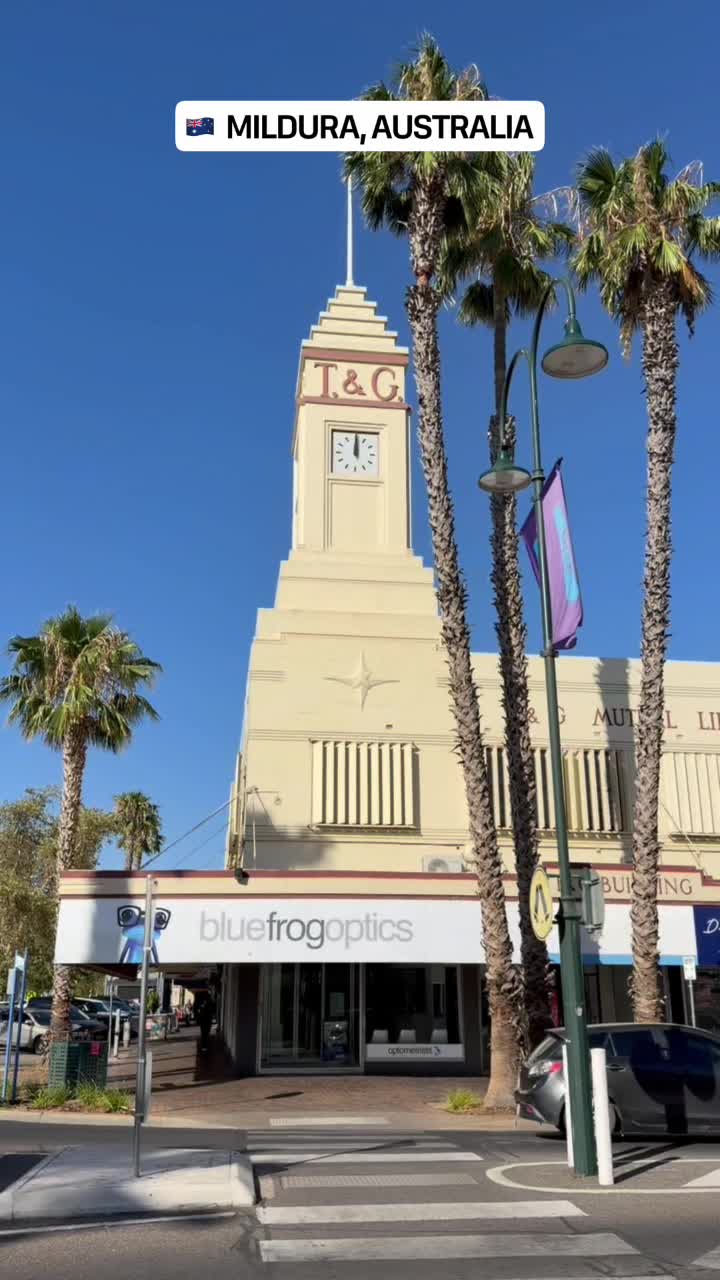 Необычный фонтан в городе Милдура смотреть онлайн