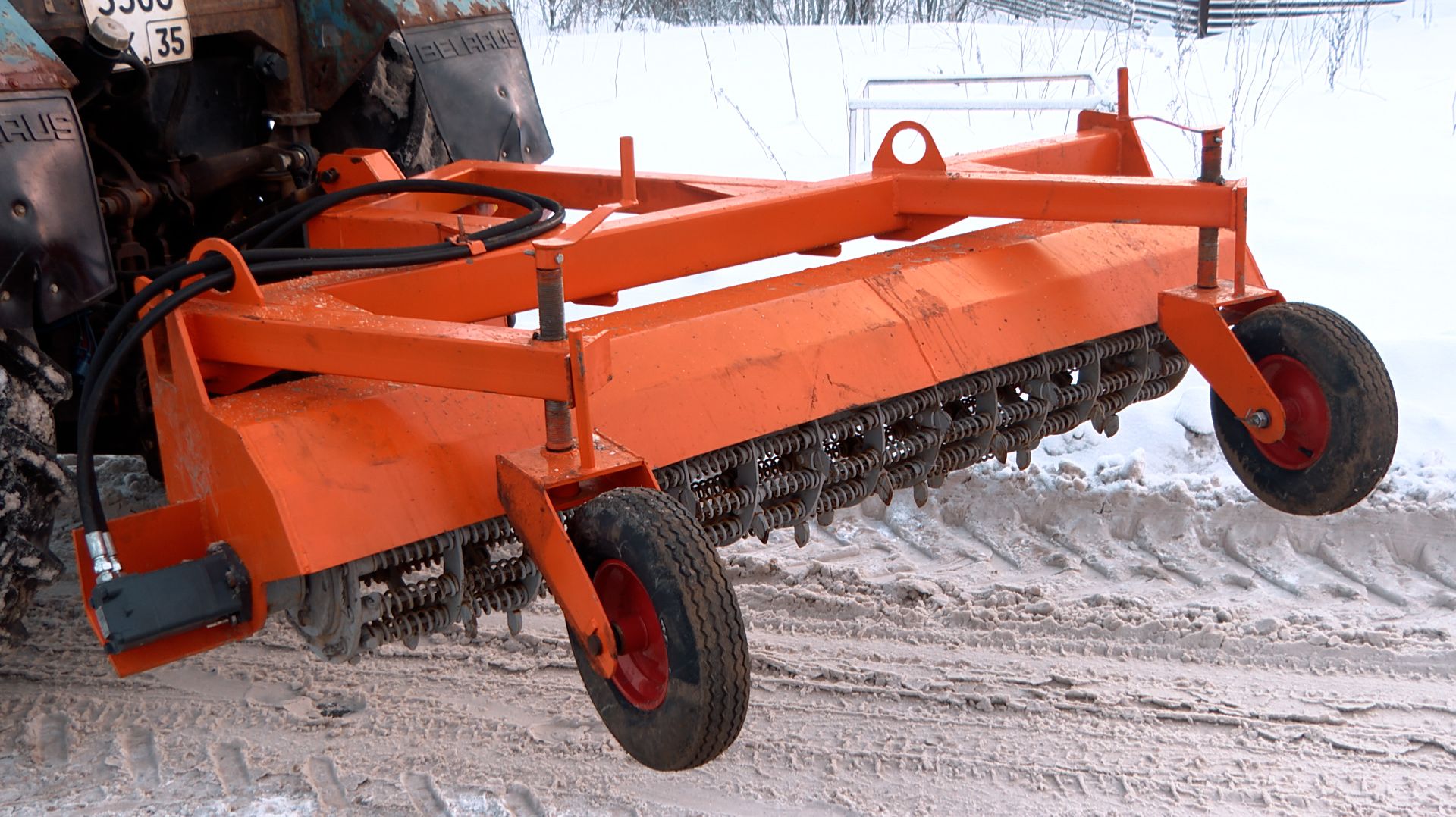 Как убирают лед с дорог смотреть онлайн