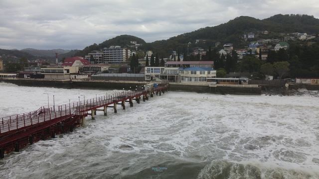 ЧЁРНЫЙ ШТОРМ В ЧЁРНОМ МОРЕ смотреть онлайн