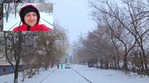 Снег кружится, летает-летает)!