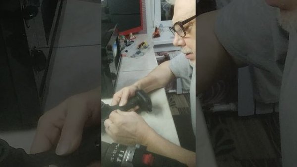 Ремонт аккумуляторной пилы.