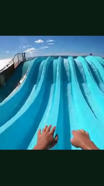 Водные горки #влечение #активныйотдых #адреналин #развлечения #развлечениянаприроде