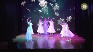 Народная хоровая студия «Солнышко» концерт «Собирайтесь в хоровод! К нам приходит Новый год!»