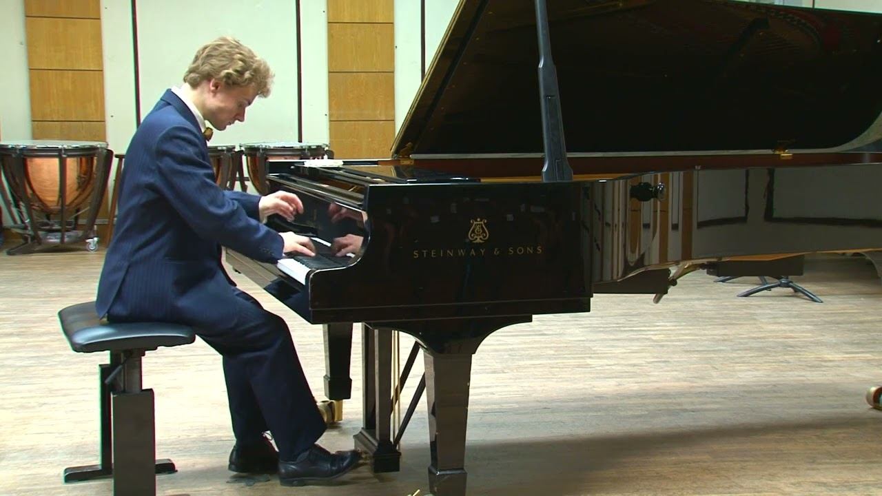 S. V. Rachmaninov - Etude-tableaux op. 39 №3 fis-moll смотреть онлайн