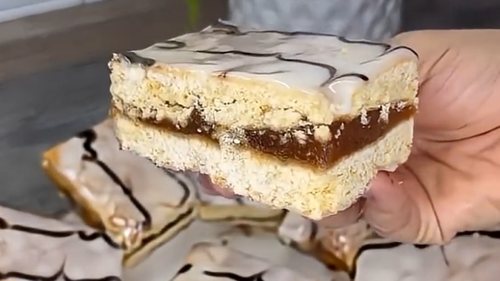 То самое пирожное из детства — «Школьное»...🍰😋 смотреть онлайн