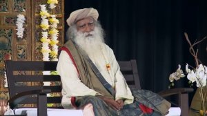 Не пытайтесь быть любящими