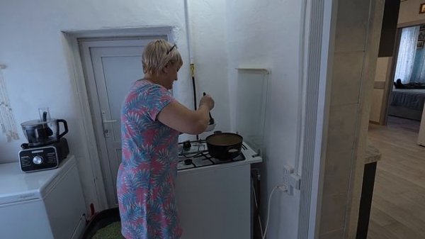 Совсем один