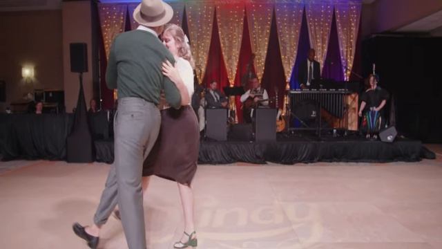 Вальс джиттербаг Линди Хоп. смотреть онлайн