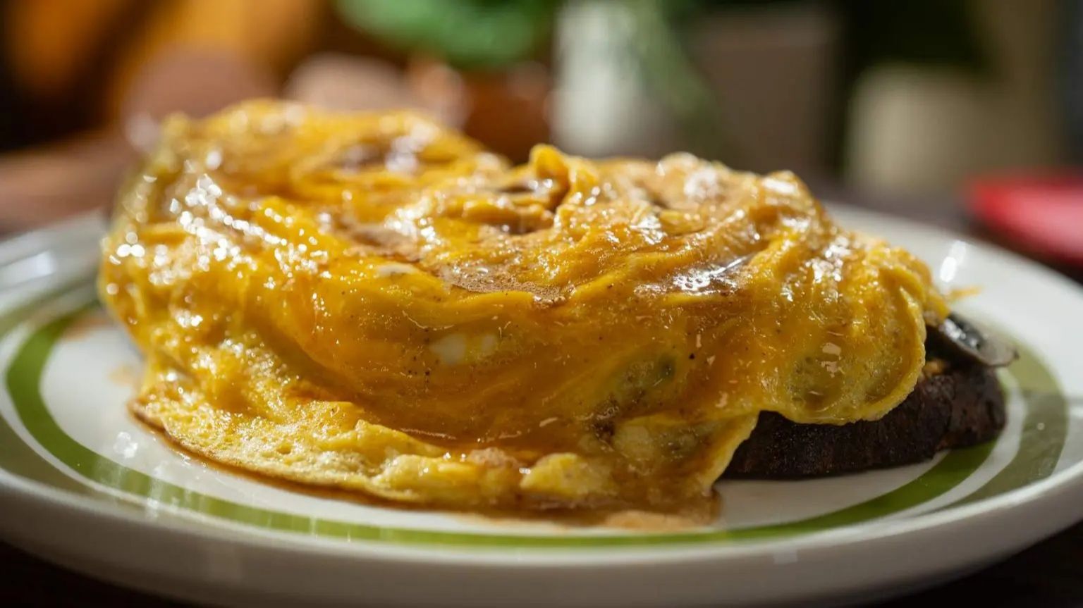 Яичница-болтунья на тосте с творогом смотреть онлайн